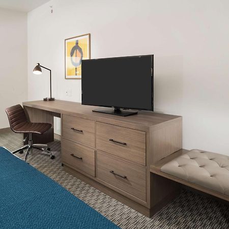 Best Western Plus Executive Residency Austin - Round Rock Pflugerville Exterior photo