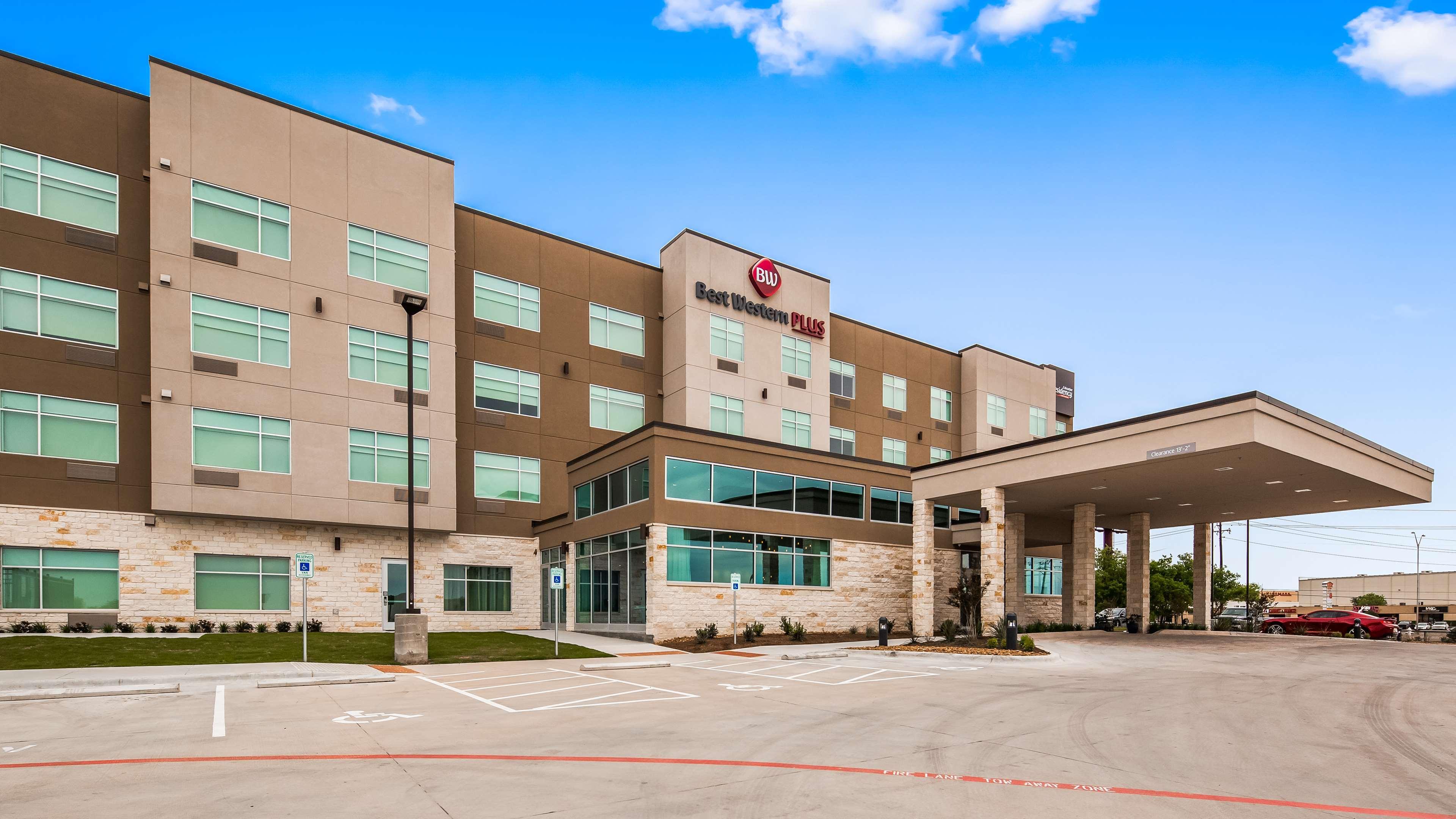 Best Western Plus Executive Residency Austin - Round Rock Pflugerville Exterior photo